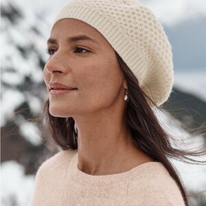 NWT: Garnet Hill cashmere beret